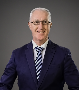 Dr. Alexander Weichselbaumer